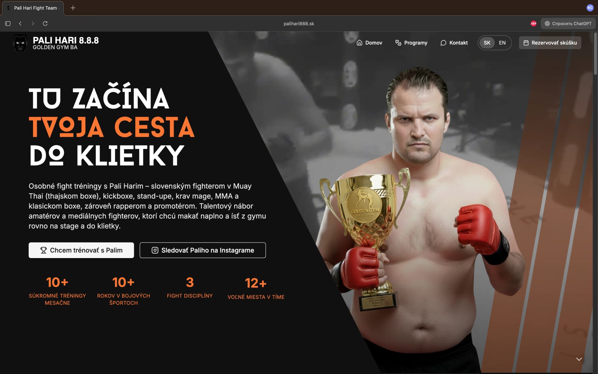 Palihari888 — Web osobnej značky bojovníka, stavaný na rezervácie.